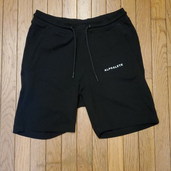 Mens Alphalete Essential Shorts 